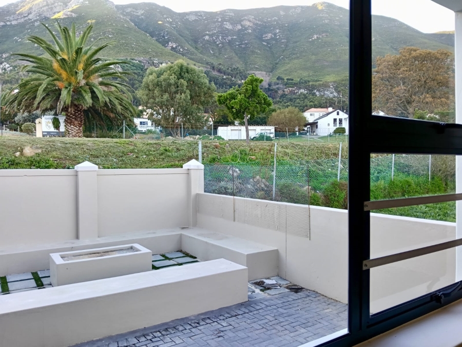 4 Bedroom Property for Sale in Berghof Western Cape